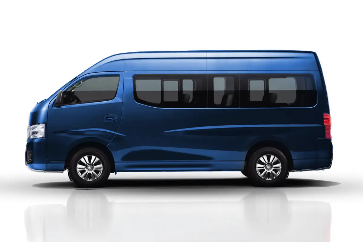 NISSAN URVAN BLUE M/T