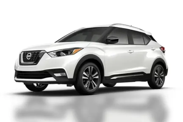 NISSAN KICKS WHITE A/T